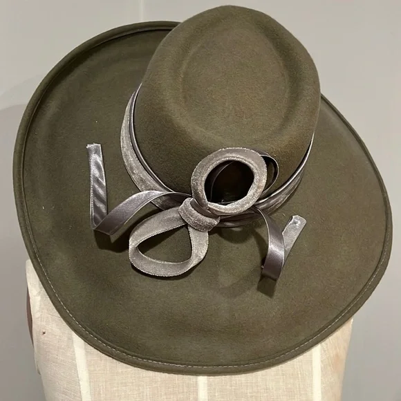 Accessories | Beautiful Wool Hat With Draw Sting Insert To  display picture 2